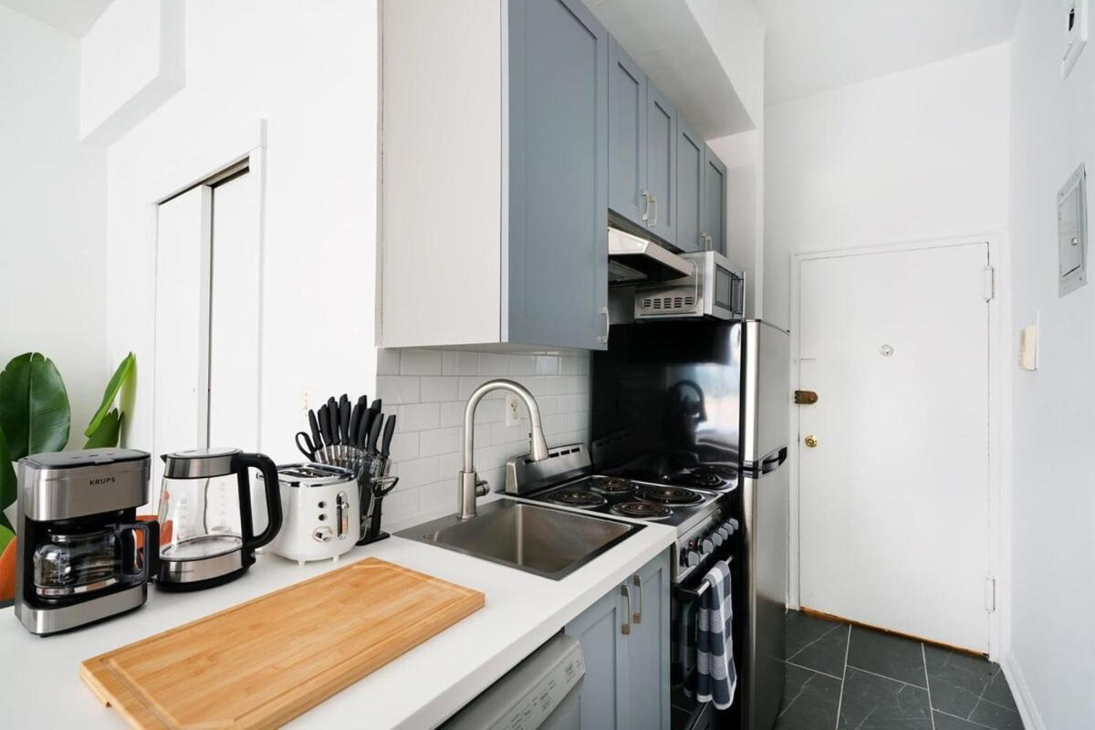Apartment 74-3c New In Prime Uws - Gym In Building *